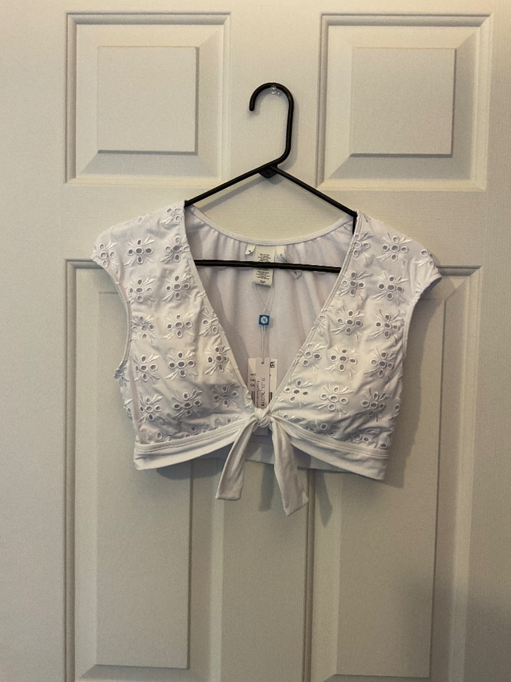 Bleu Rod Beattie tie front cap sleeve crop bikini top white size 10